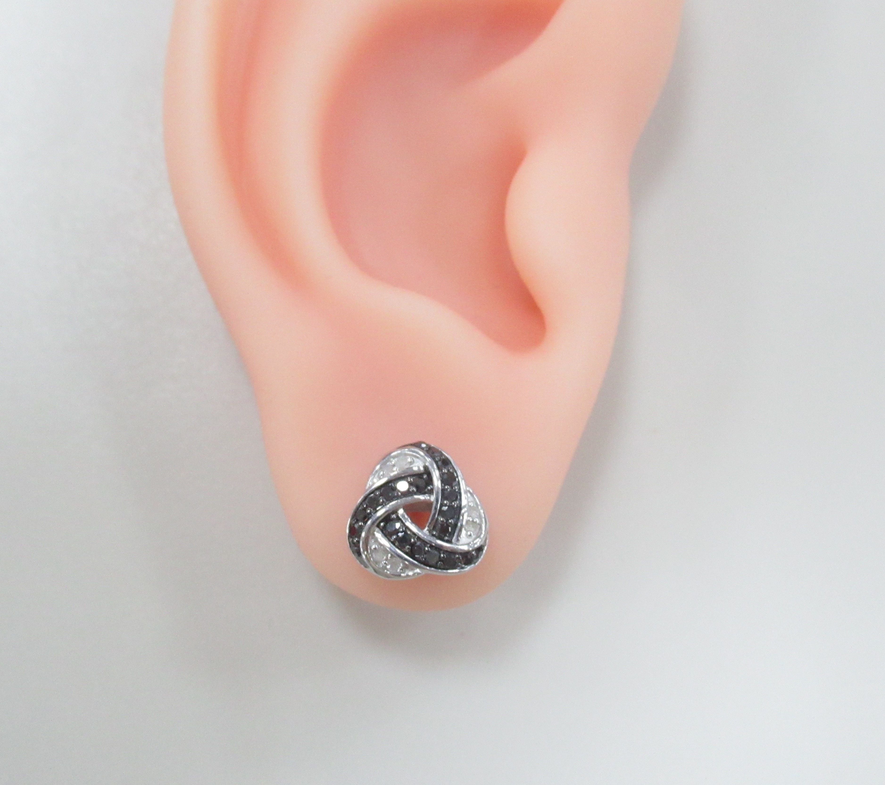 10521-001048 Серьги (Ag 925)